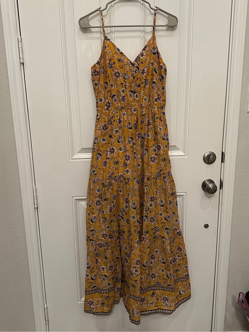 Evereve Colette Floral Spaghetti-Strap Maxi Dress
